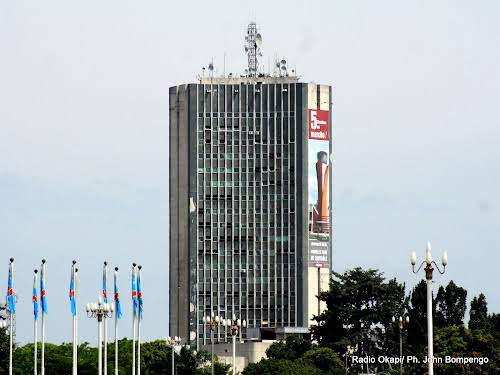 RDC : Des journalistes de la RTNC inquiétés après un reportage sur l’insalubrité au Stade des Martyrs